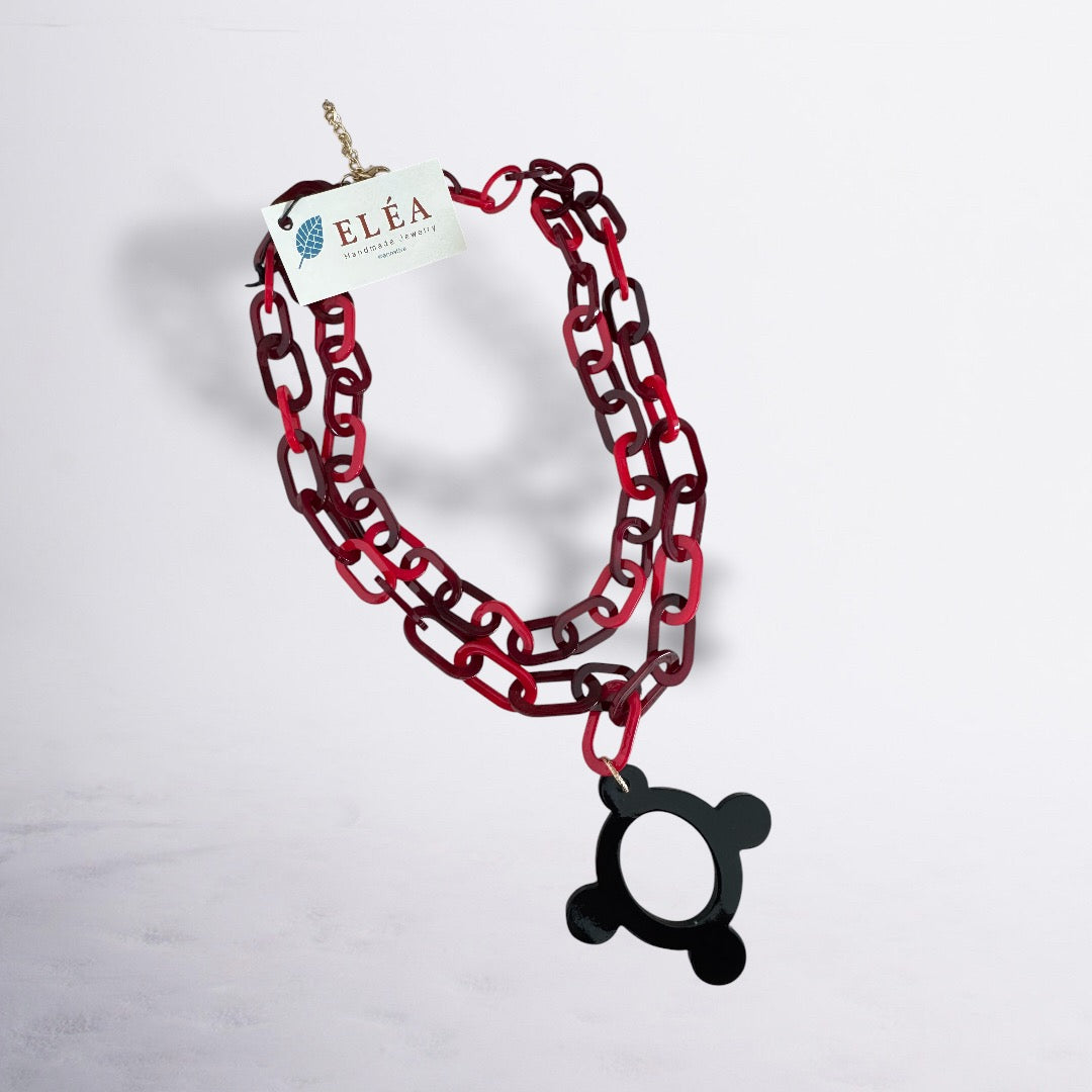 MIA RED
